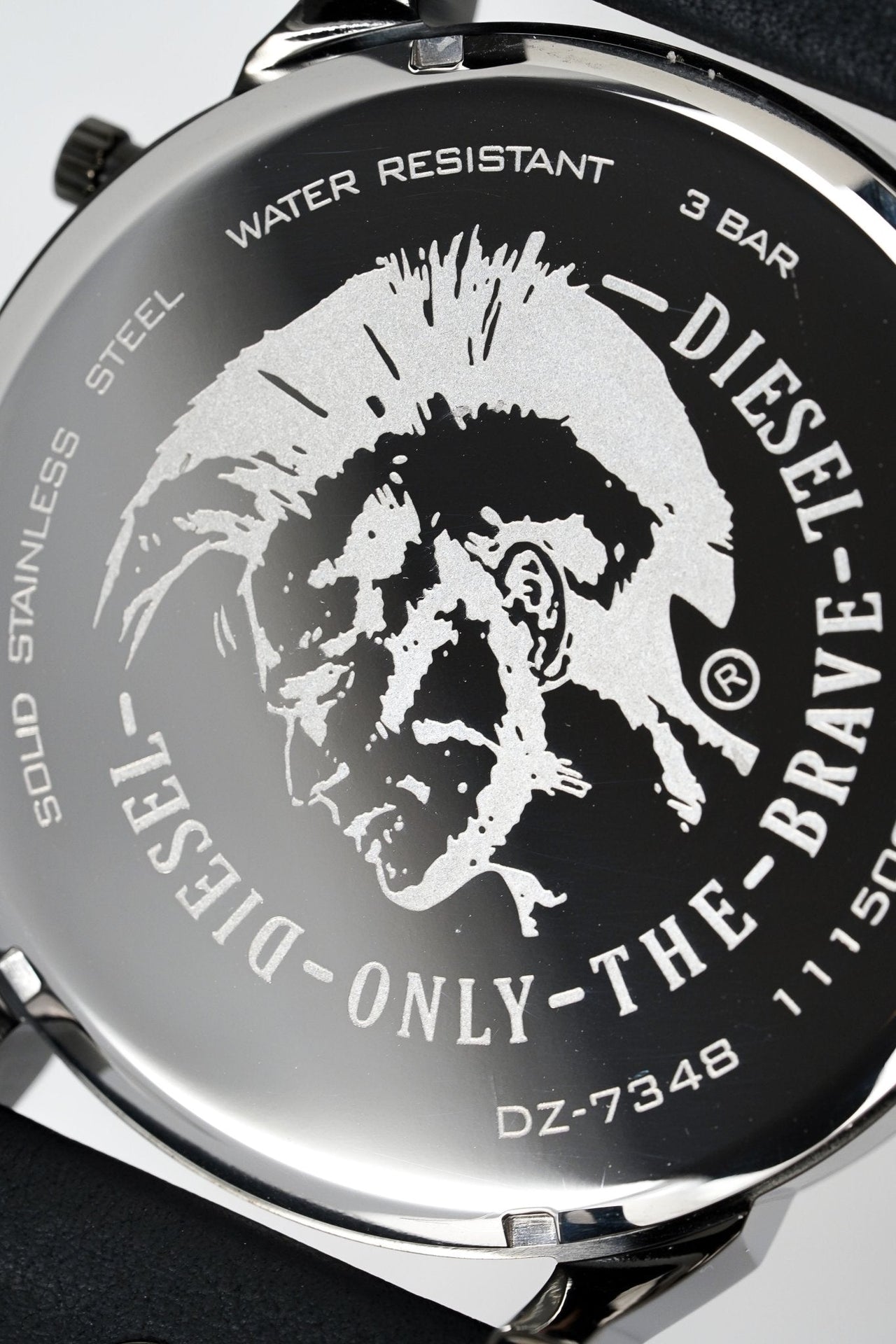 Diesel Men's Chronograph Watch Mr Daddy 2.0 Black Gold DZ7348 - Watches & Crystals